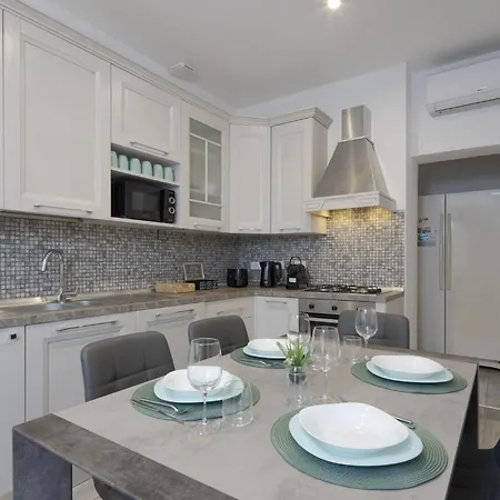 Lumi Appartement *